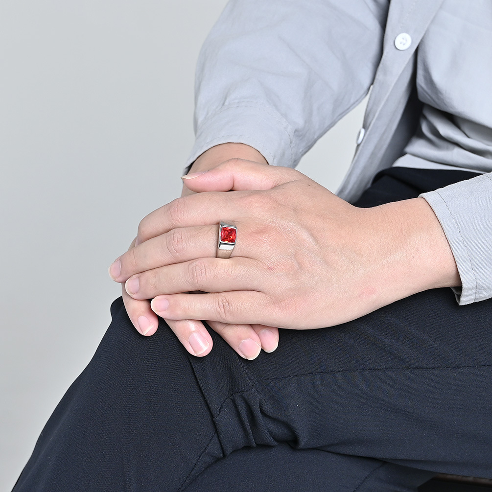 Stainless Steel Shinny Zircon  - đánh giá và giá Mens Signet Ring